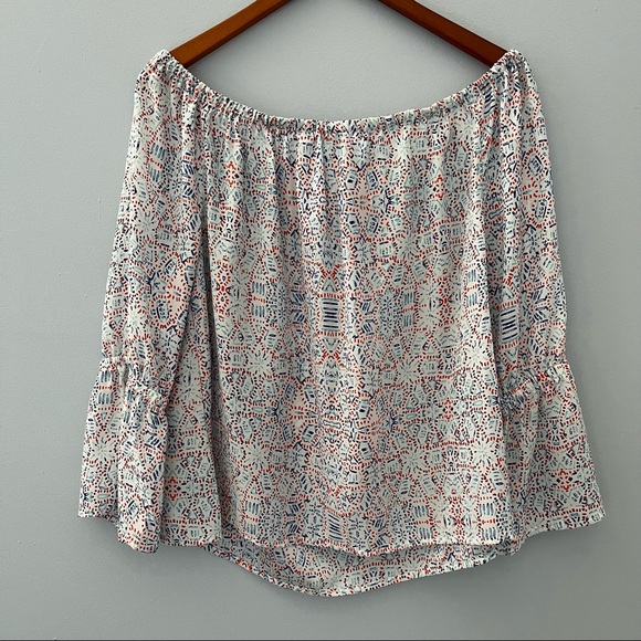 Cupcakes and Cashmere Off the Shoulder Blouse Womens Medium M Confetti Print - Picture 4 of 9